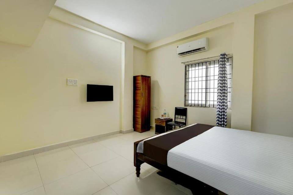 Aditya Residency SRI Ramachandra Medical College Hotel in Chennai