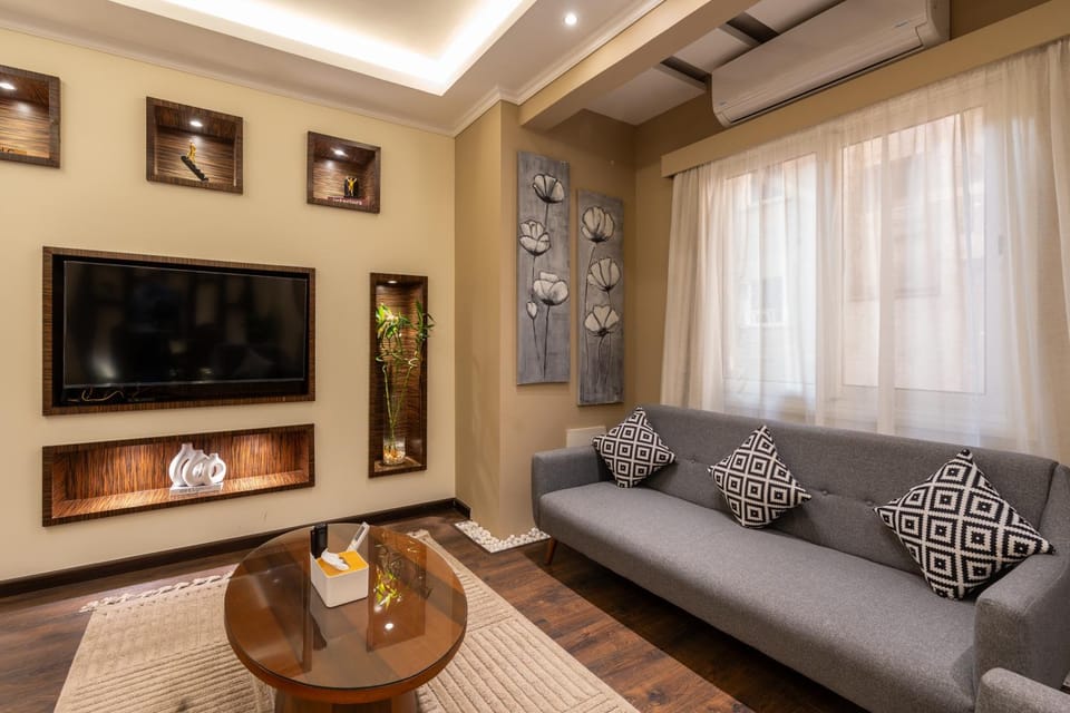 TV and multimedia, Living room, Seating area