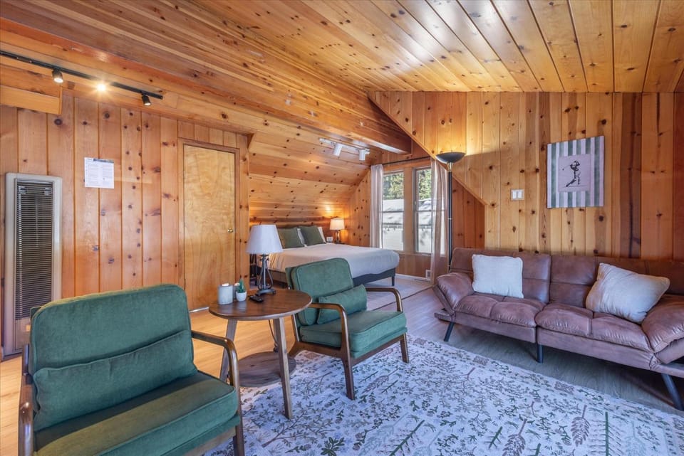 Midiron Golf Cabin Cabin in Tahoe Vista
