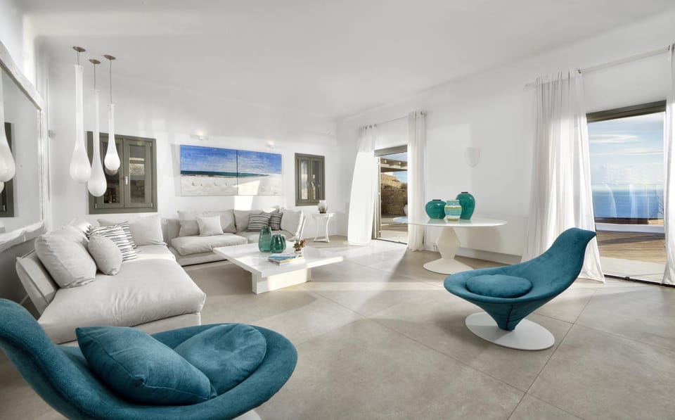 Beach walk Kalo Livadi villa with pool and hot tub by Calypso Sunset Villas Villa in Mykonos, Mikonos 846 00, Greece