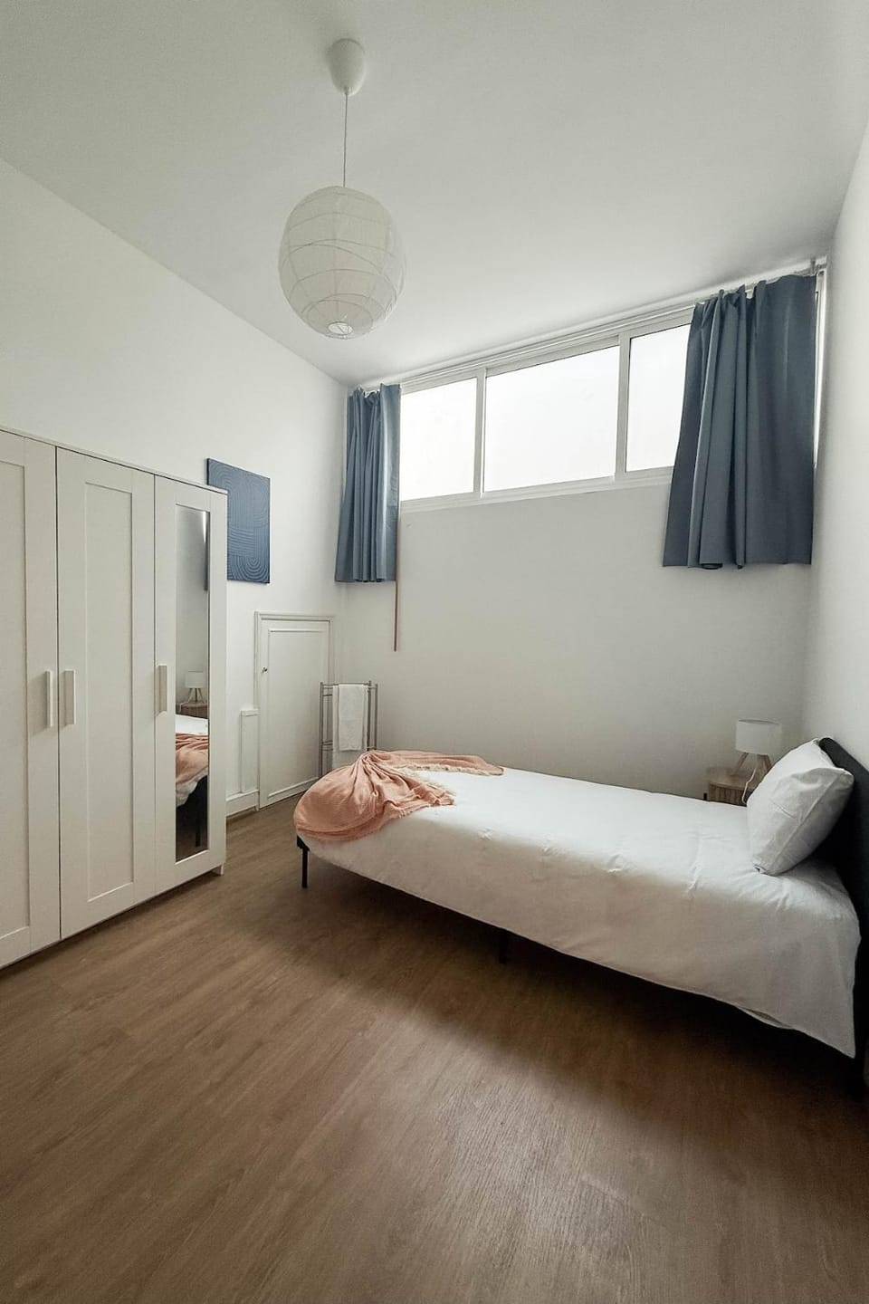 Bedroom, wardrobe