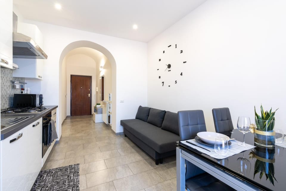 Kitchen or kitchenette, Living room, Dining area
