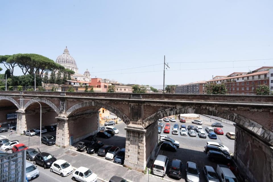 Romolo - Domus San Pietro Apartment in Rome