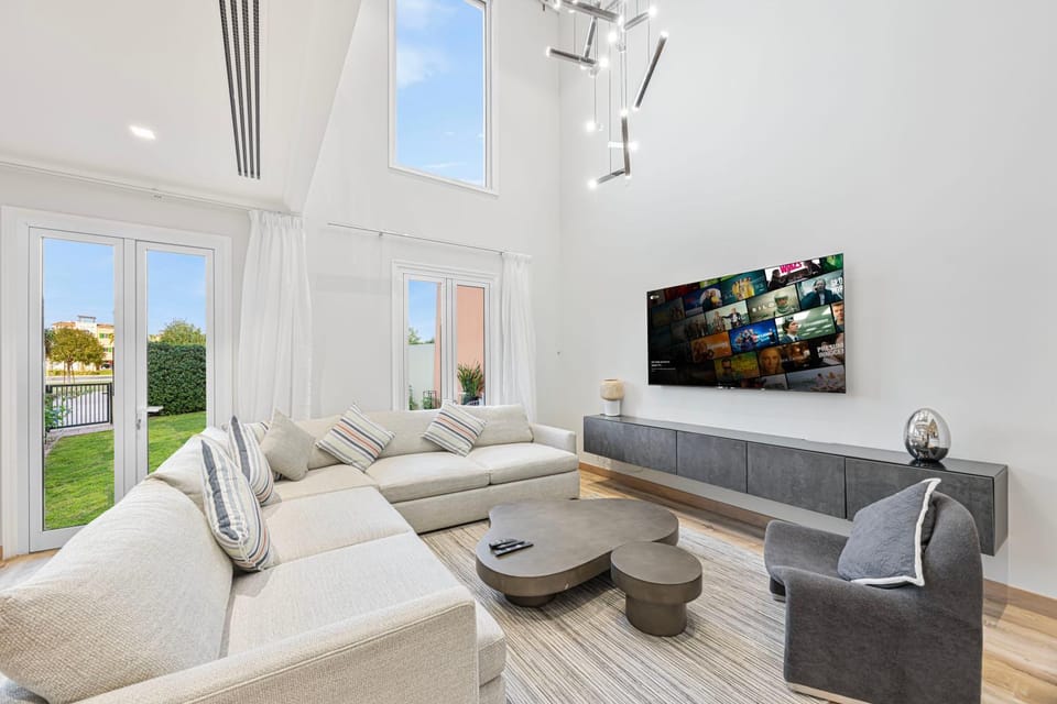 Daniels 3BR Villa plus M at La Mer With Beach Access Villa in Dubai