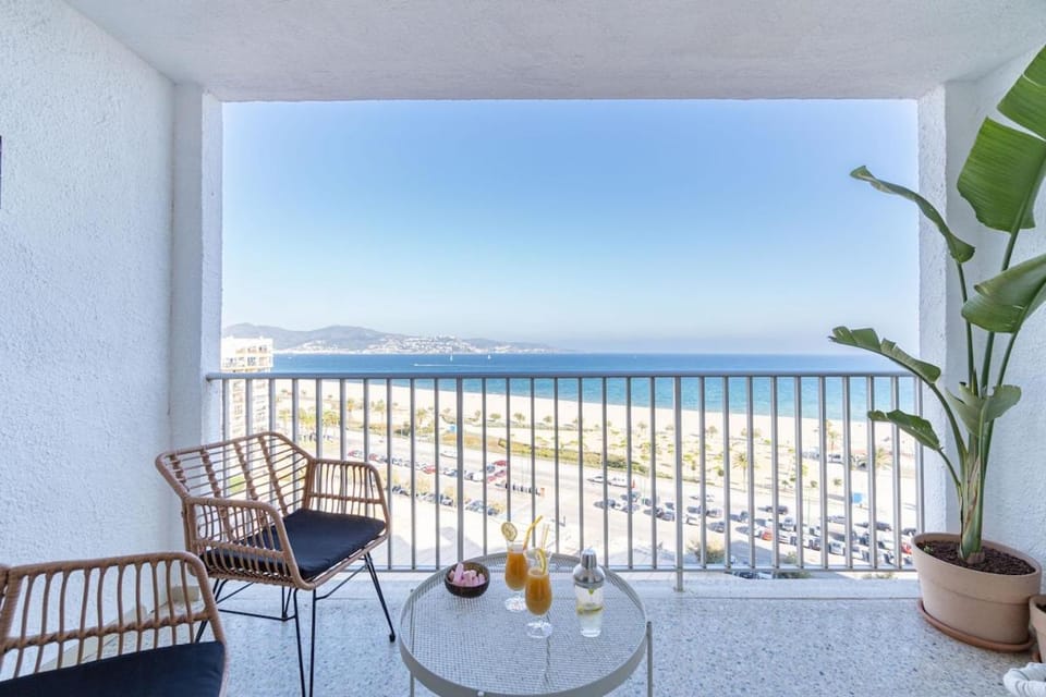 Natural landscape, View (from property/room), Sea view