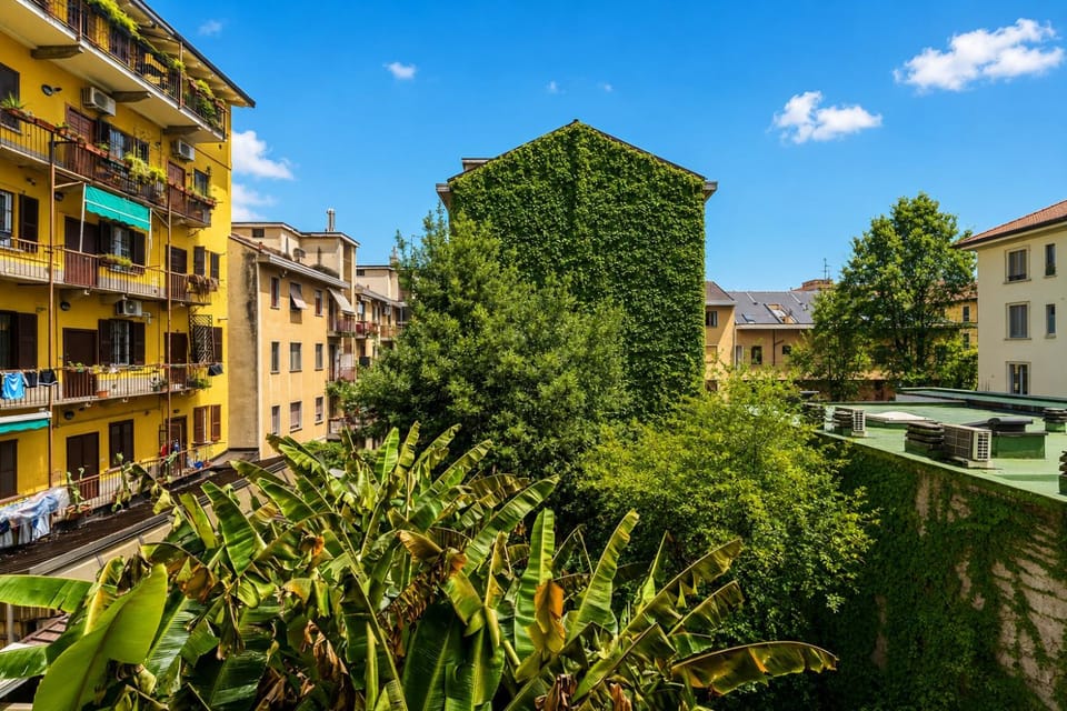 Inner courtyard view