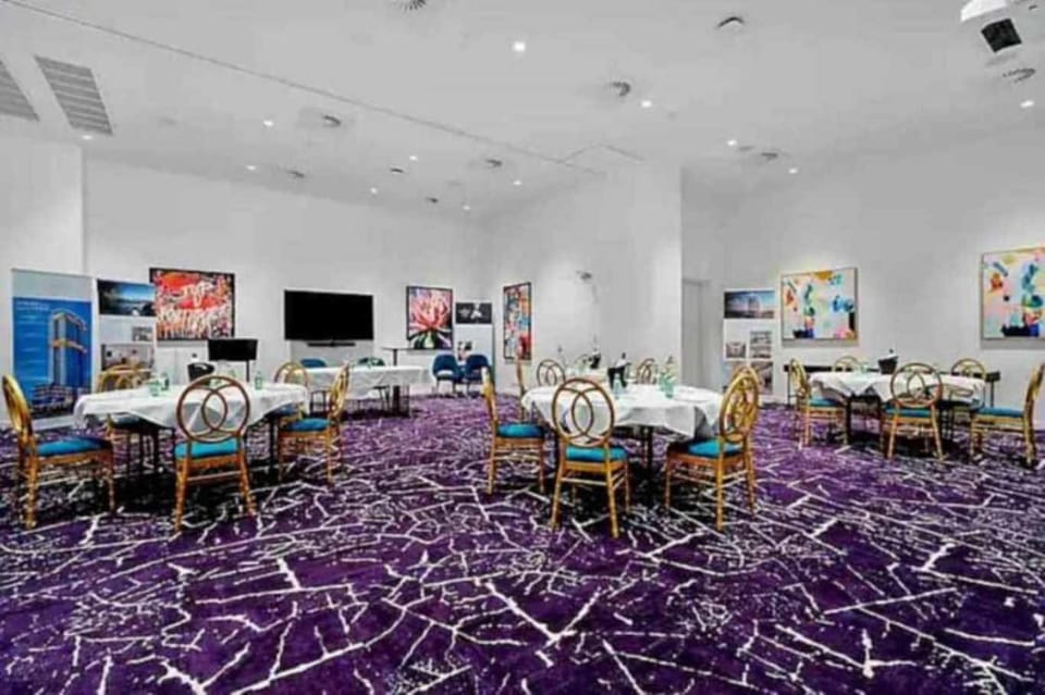 Private 1-Bedroom Apartment at TRYP Southport Near Broadwater Apartment in Main Beach