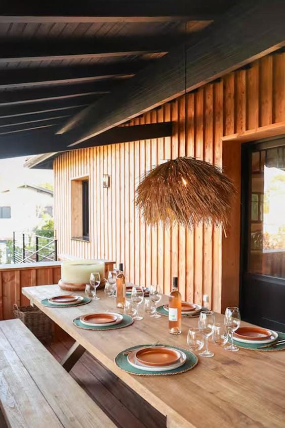 Patio, Dining area