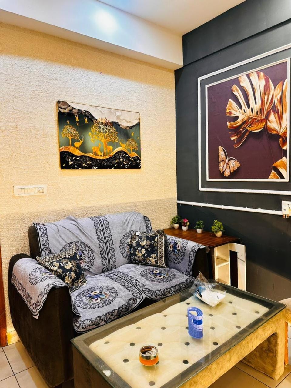 Aawas studio Apartment in Noida