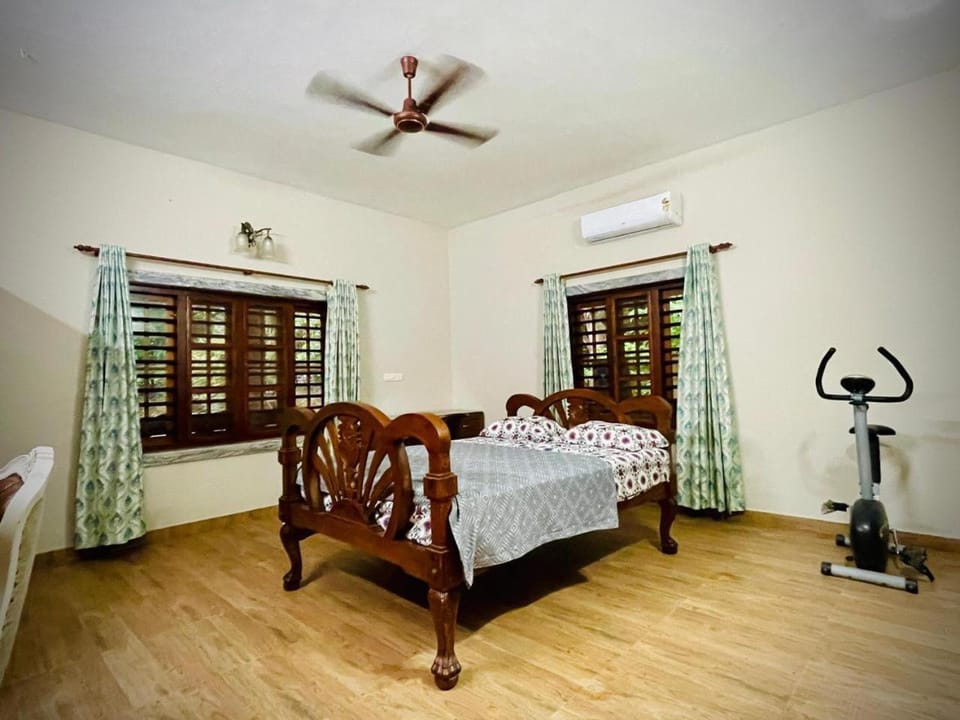 Lush Orchard Villa in Kerala