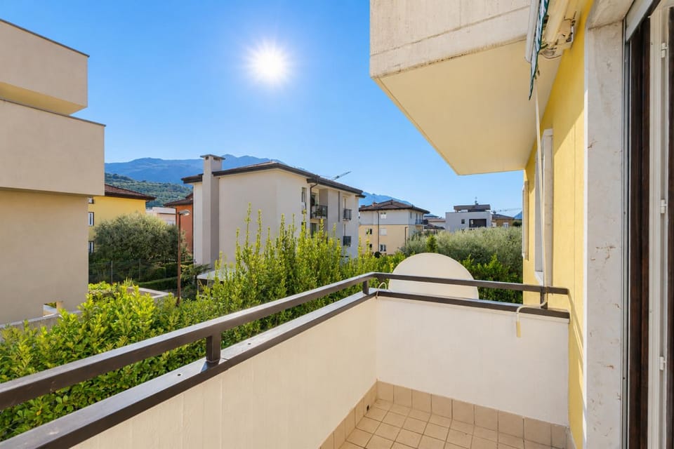 Day, Natural landscape, Summer, Balcony/Terrace