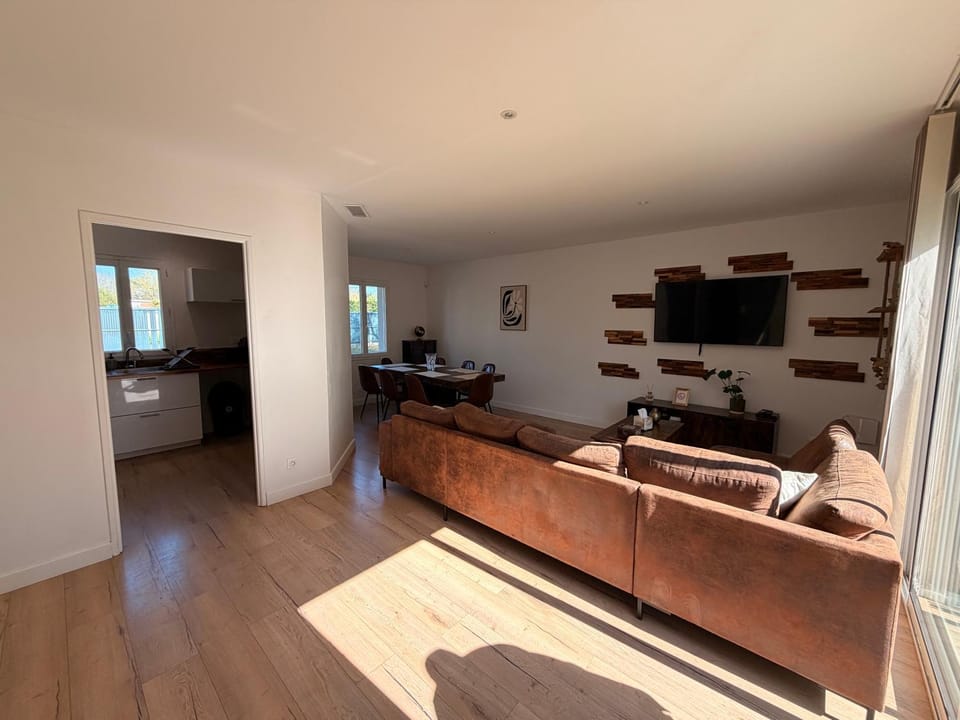 Maison avec piscine, idéale pour les vacances & séjours professionnels Apartment in Mérignac