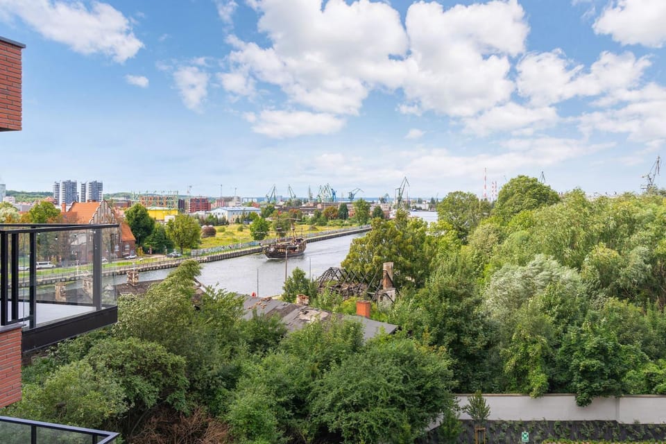 Day, Natural landscape, City view, River view