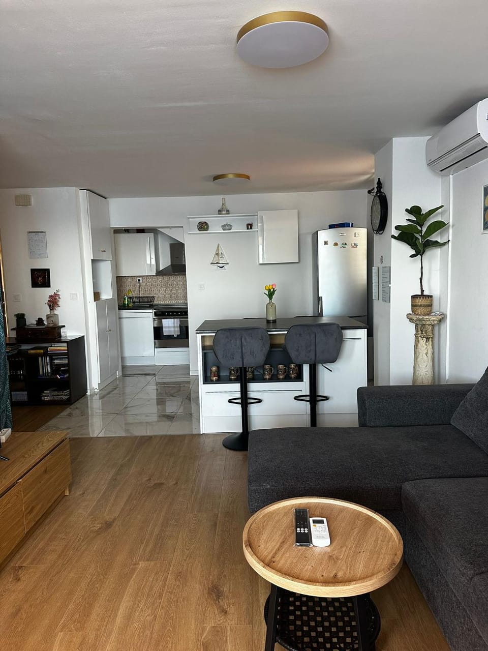 Dubrovnik Serenity- Beachfront Apartment with Panoramic Sea View and free Parking Apartment in Dubrovnik