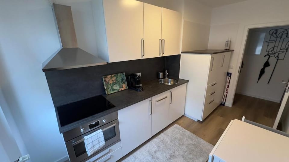 Kitchen or kitchenette, kitchen, kitchen