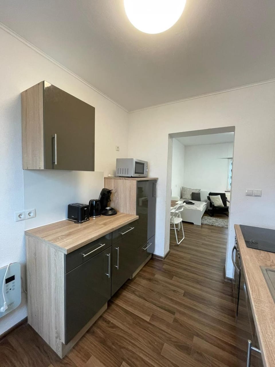 Coffee/tea facilities, Kitchen or kitchenette, Dining area, oven, pet friendly, stove, toaster, kitchen, kitchen
