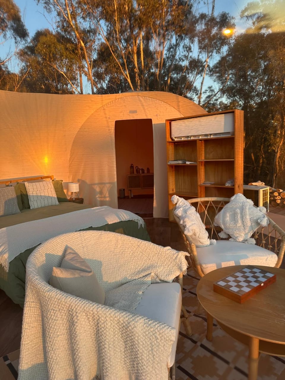 Romantic Stargazing Getaway - Beyond Bubbles Luxury tent in Kanimbla