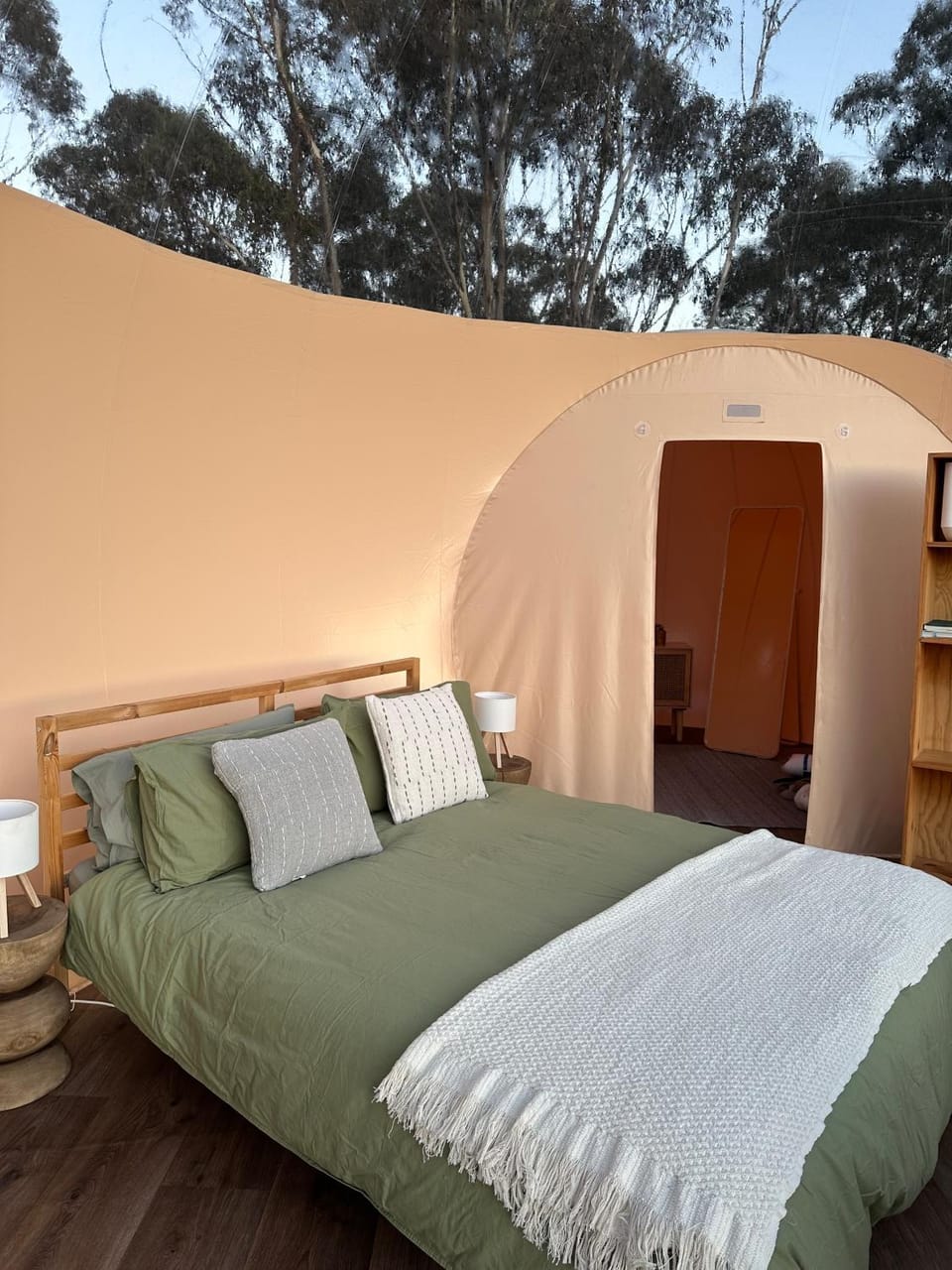 Romantic Stargazing Getaway - Beyond Bubbles Luxury tent in Kanimbla