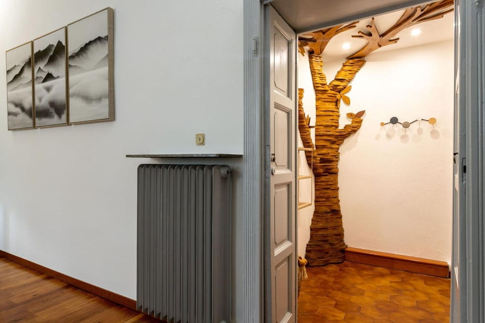 Facade/entrance, Living room