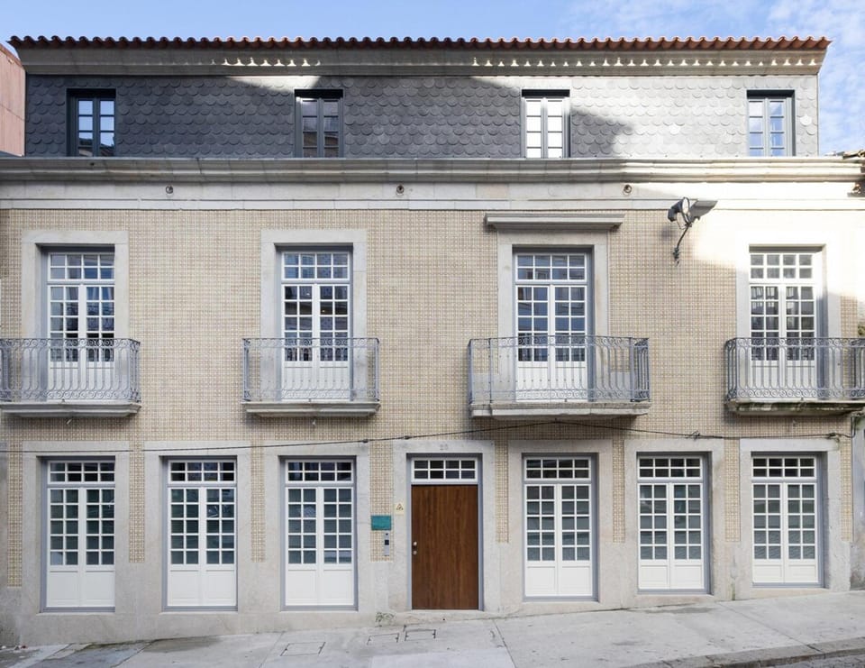 Serene Porto Studio @ Marquesa Palace Apartment in Porto