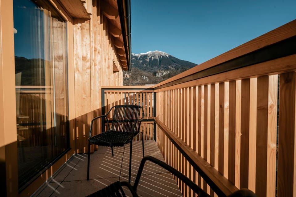 Day, Natural landscape, View (from property/room), Balcony/Terrace, Mountain view