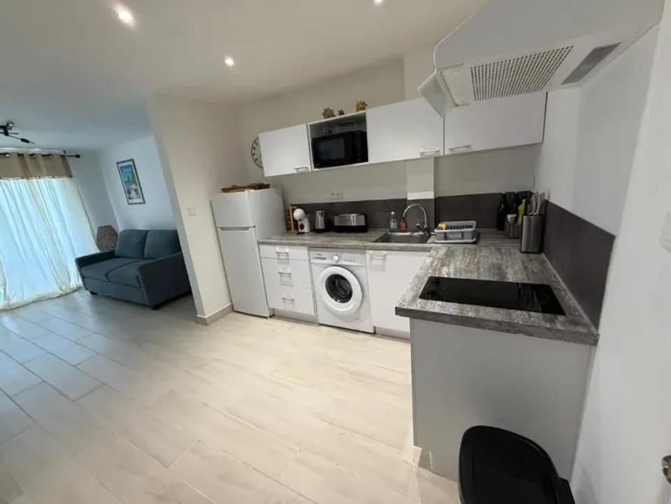 Appartement accueillant au Diamant, 30 m², piscine partagée Apartment in Le Diamant