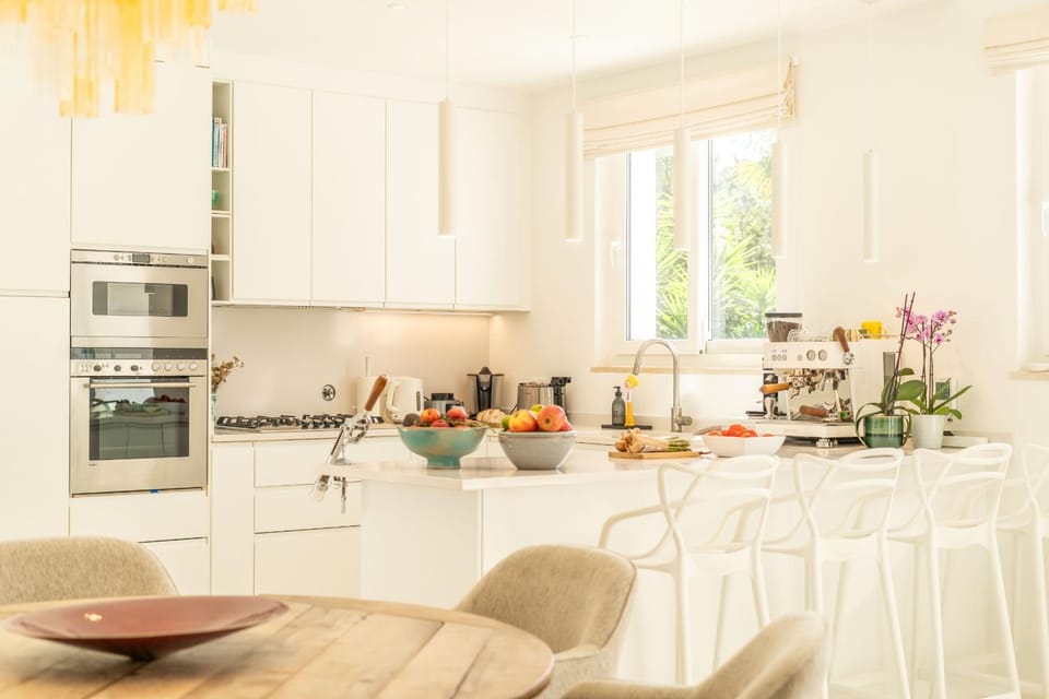 Villa Aroeira I Villa in Setubal District