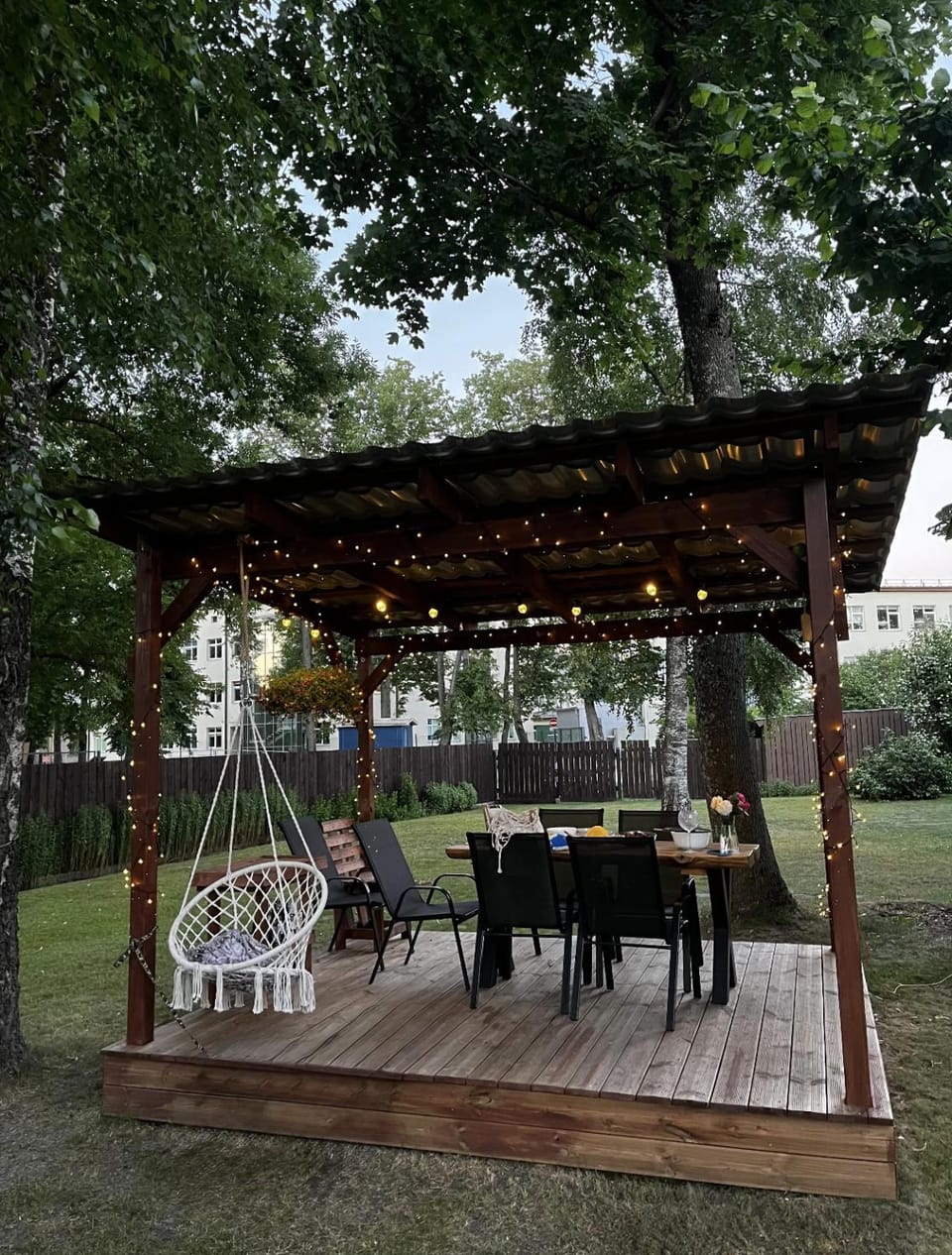 Property building, Patio, Garden