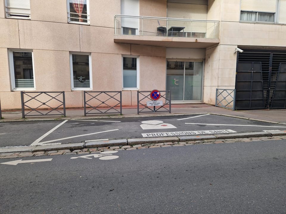 Day, Parking