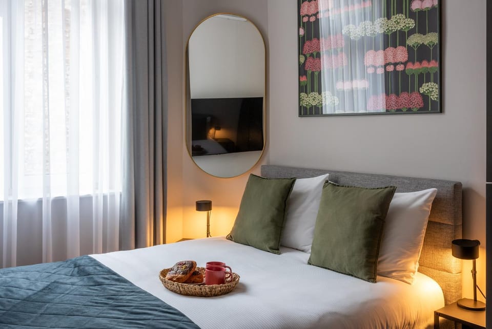 Bed, Bedroom