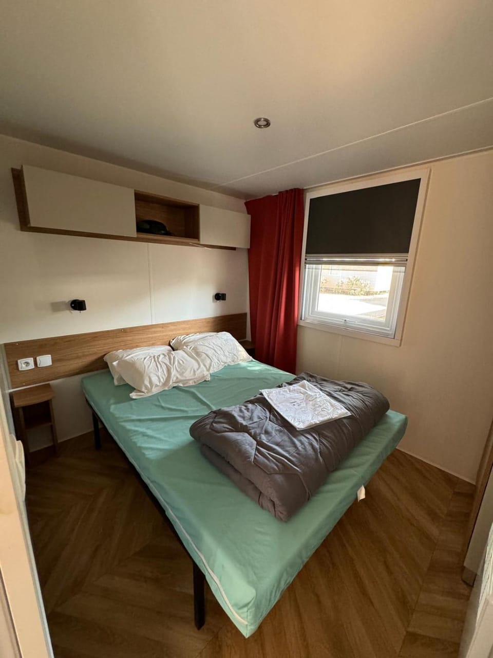 Mobil-home spacieux de 2 chambres 6 personnes House in Canet-en-Roussillon