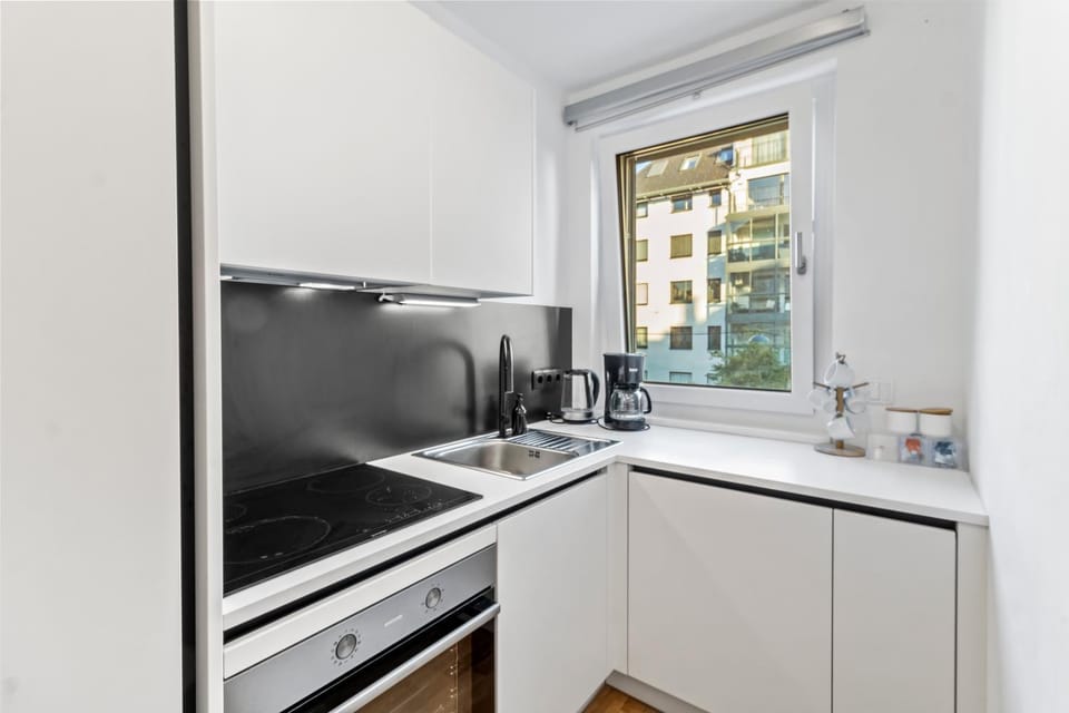 1-BR with Outdoor Space - Onsite Parking for 19,90 per Day Apartment in Vienna