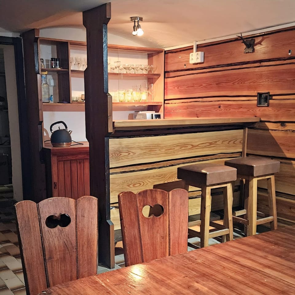 Lounge or bar