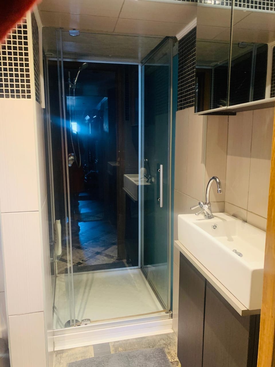 Petit appartement avec jardin Apartment in Liège