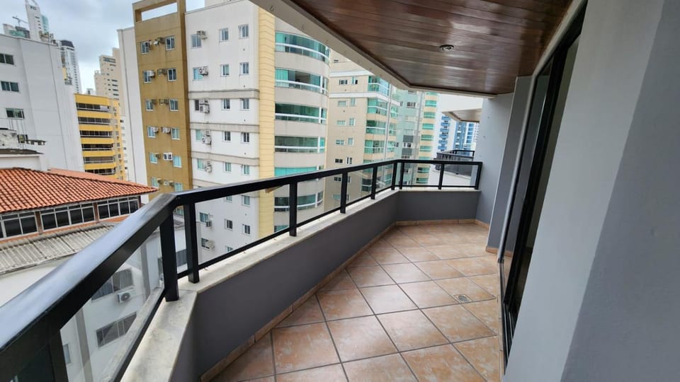 Alzira Maria rua 1001, 381 Apartment in Camboriú
