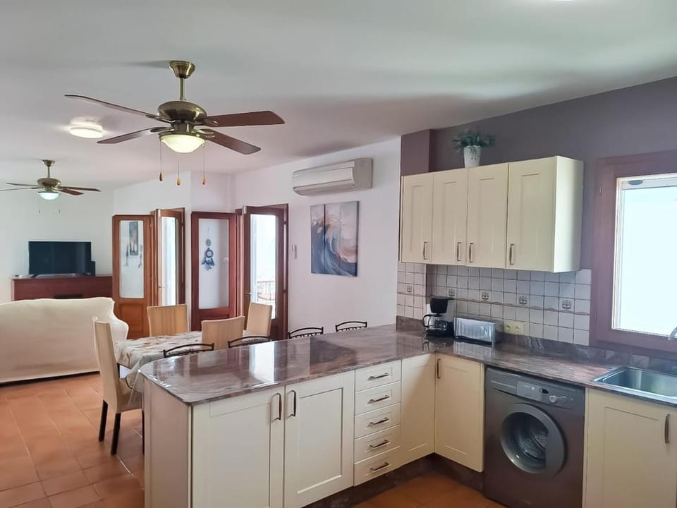 Comfort Home - 5 Minutes walking to Marina Rubicón Apartment in Playa Blanca