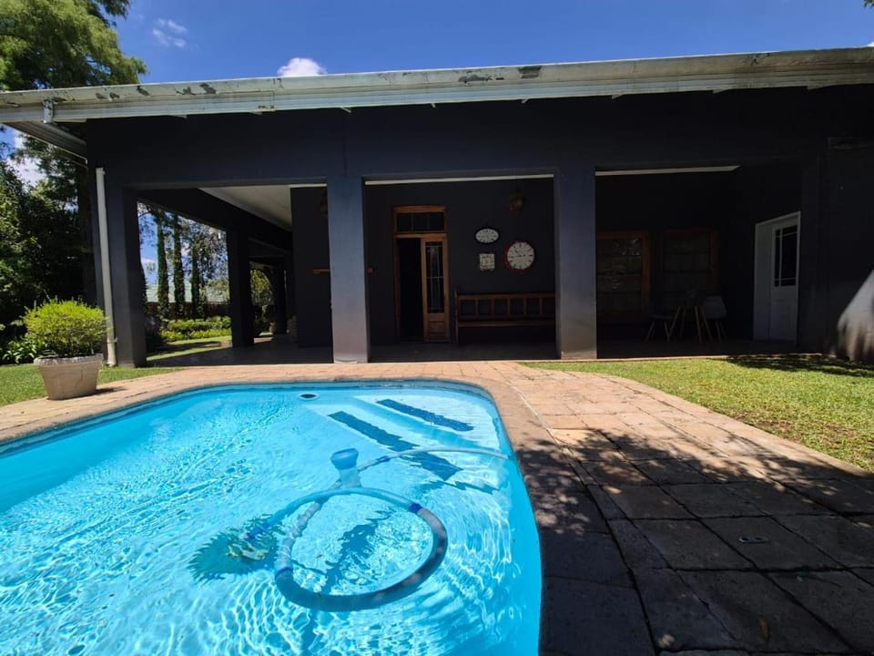 Property building, Pool view, Swimming pool