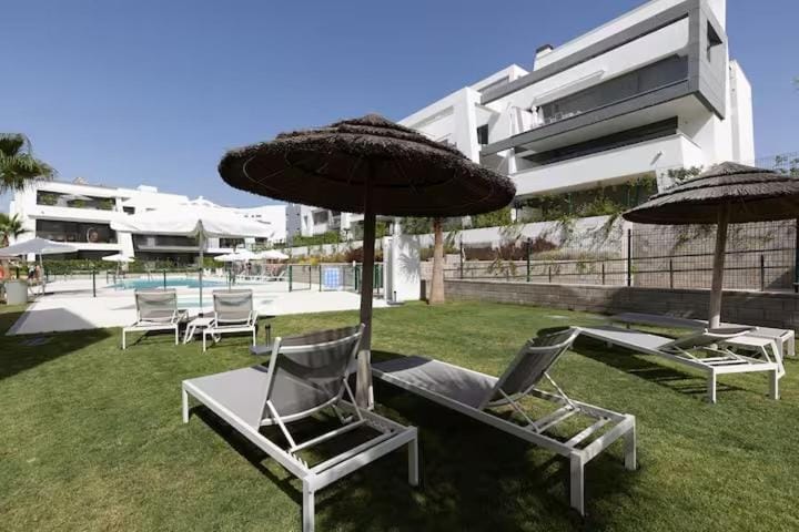 Modern apartment with private garden Apartment in Costa del Sol