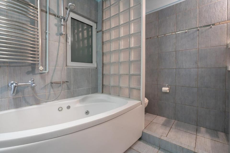 The 'it' Pagrati Hideout Apartment in Athens