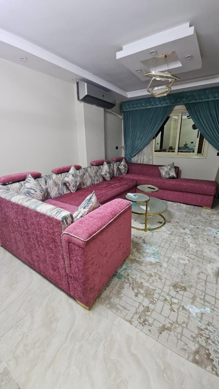 Living room, Seating area, air conditioner