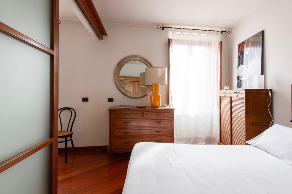 Bright Panoramic Apartment Fori Imperiali Apartment in Rome