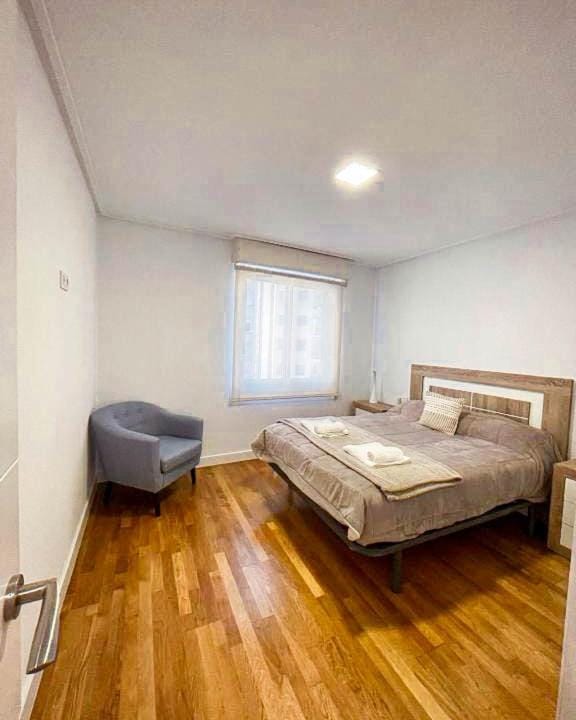 Candle Home Sáenz Díez Apartment in Ourense