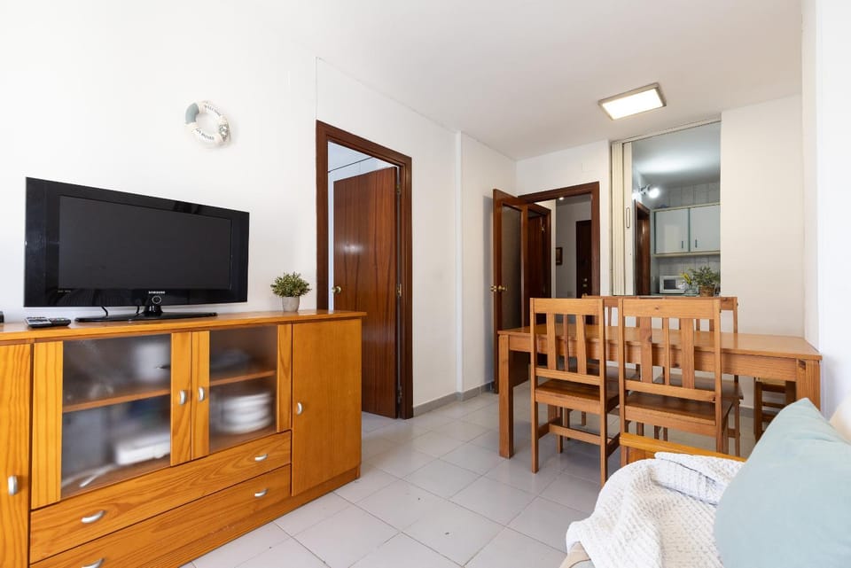 TV and multimedia, Living room, Dining area