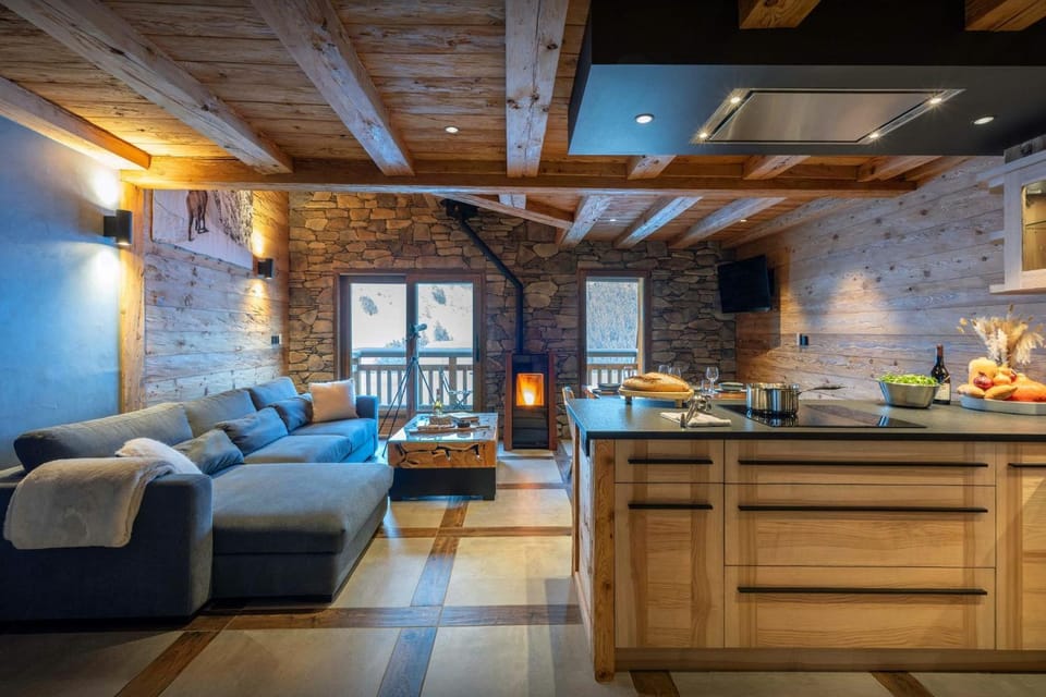 Summer, Kitchen or kitchenette, Living room, Seating area