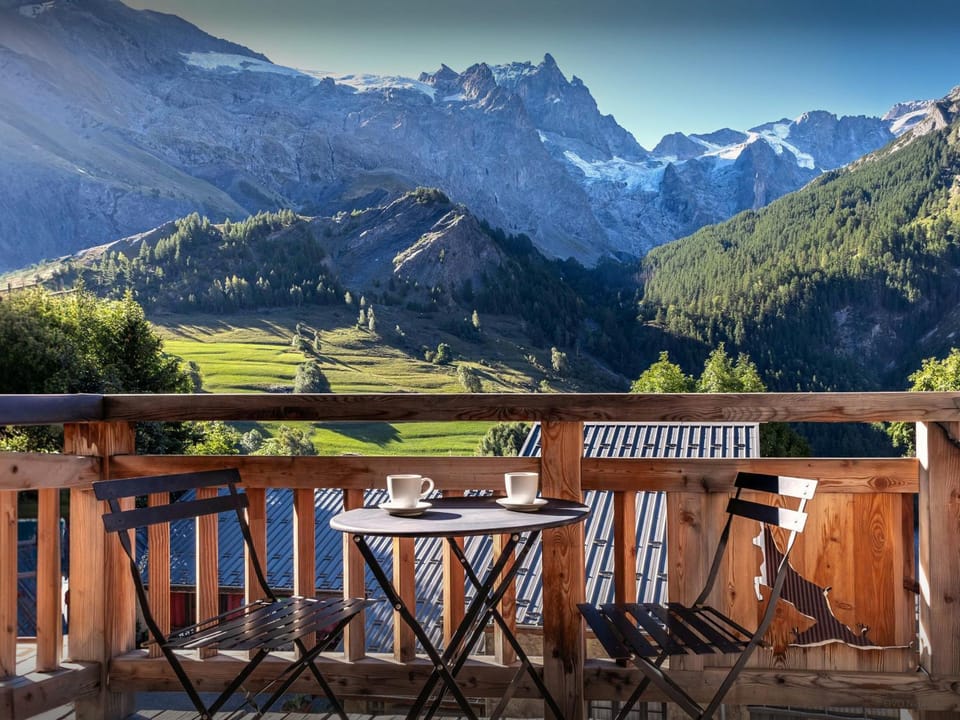 Day, Natural landscape, Summer, View (from property/room), Balcony/Terrace, Mountain view