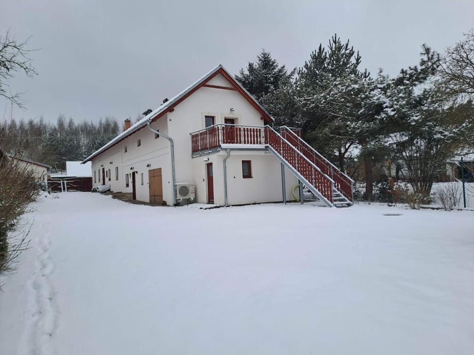 Property building, Day, Winter