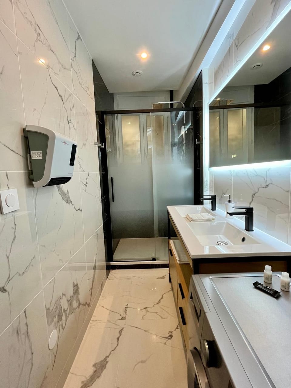 Shower, Bathroom