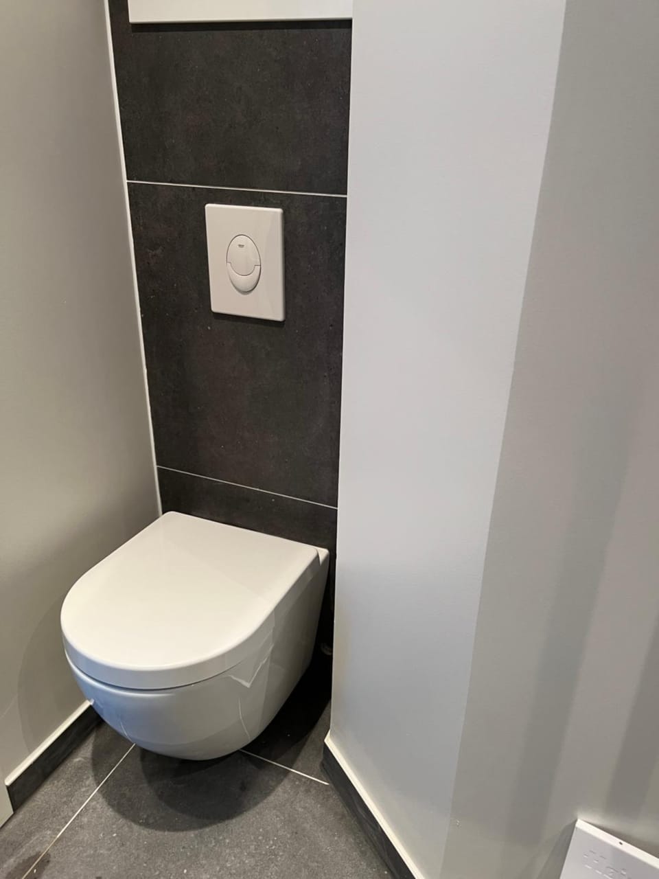 New renovated apartment, superb location and free parking Apartment in Viken, Norway