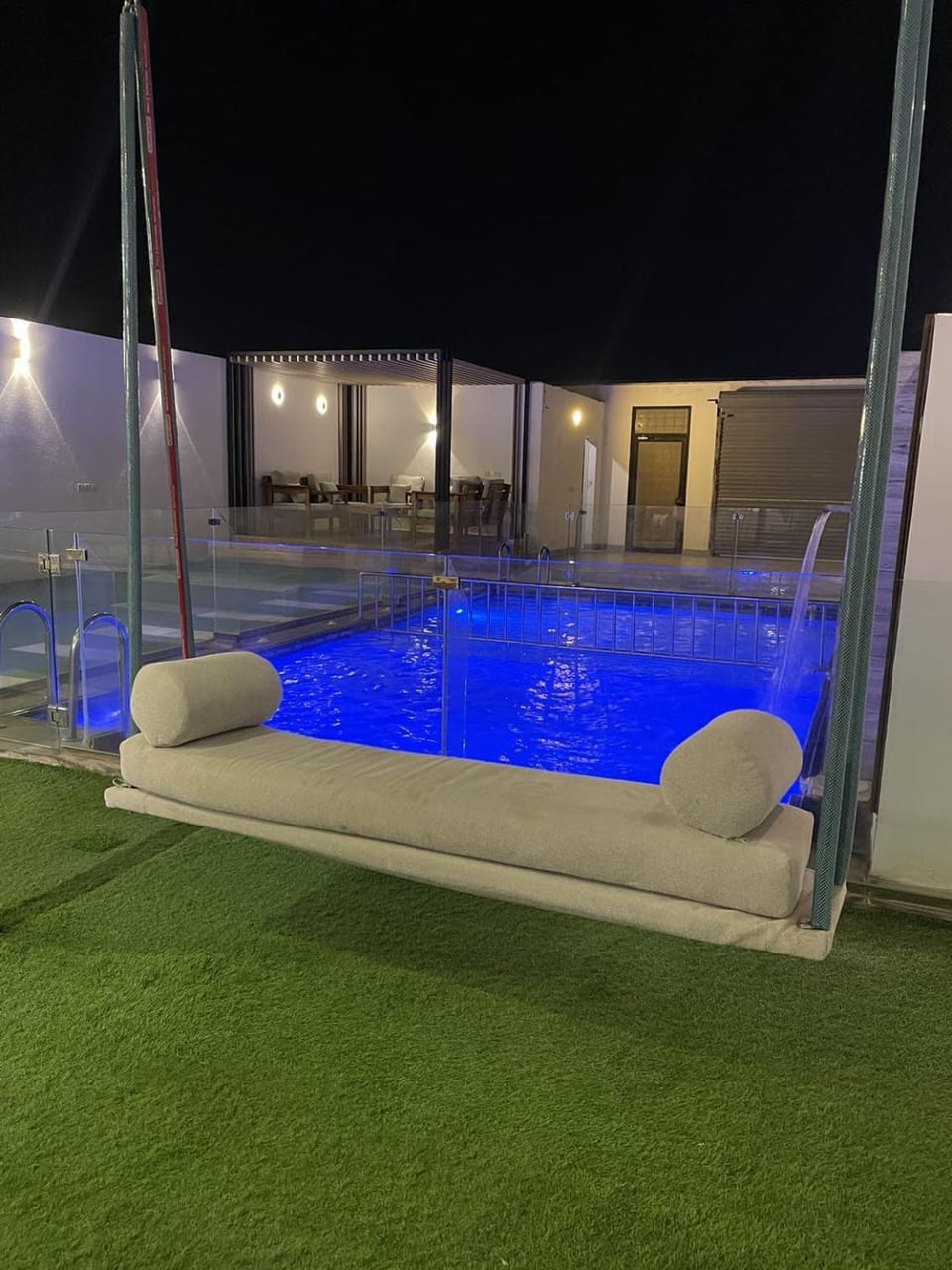 Pool view, Swimming pool, sunbed
