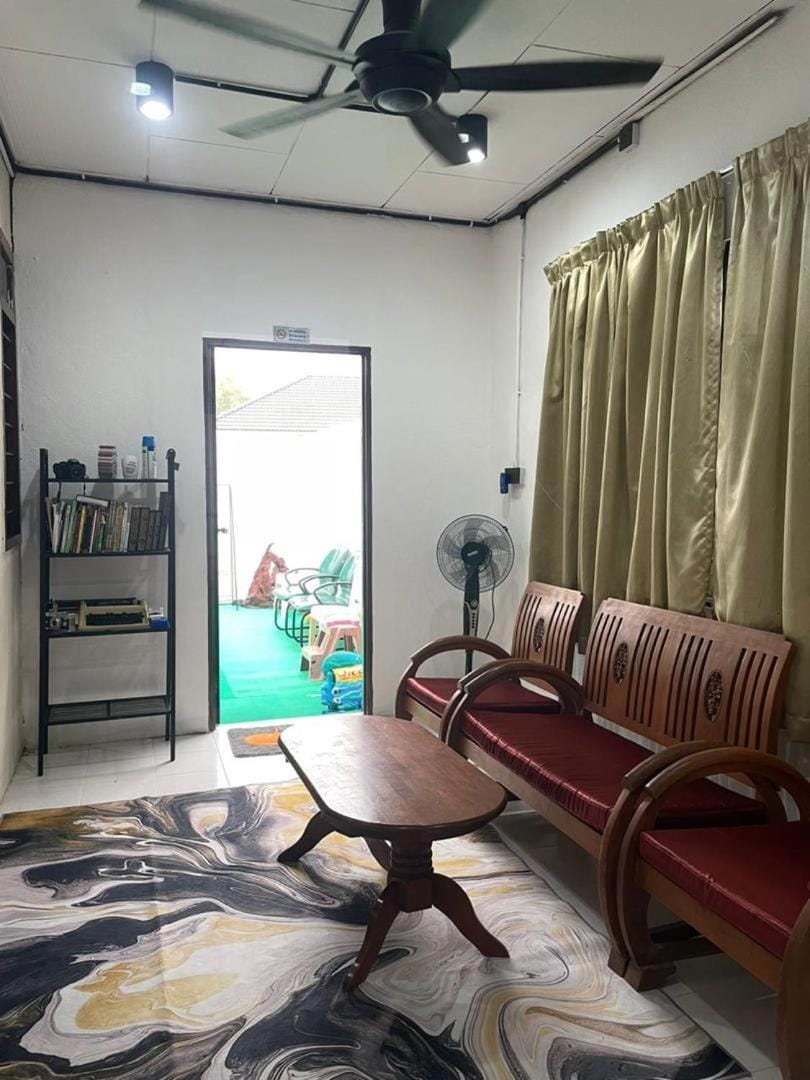 Private Pool MIE HOMESTAY BINJAI KEMAMAN House in Terengganu, Malaysia